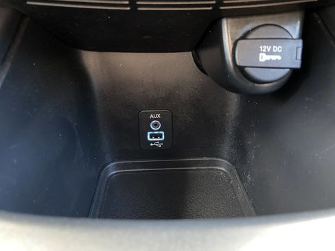 Used 2019 Dodge Journey SE FWD image 37