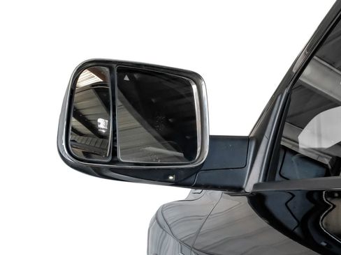 Used 2022 RAM 3500 Laramie image 40