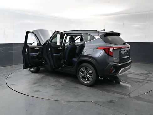 Used 2024 Kia Seltos S AWD/4WD image 19