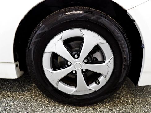 Used 2014 Toyota Prius Two FWD image 20