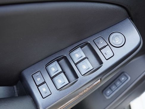 Used 2020 Chevrolet Tahoe LT AWD/4WD image 25