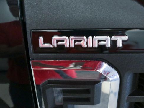 Used 2023 Ford F250 Lariat w/ Lariat Ultimate Package image 44