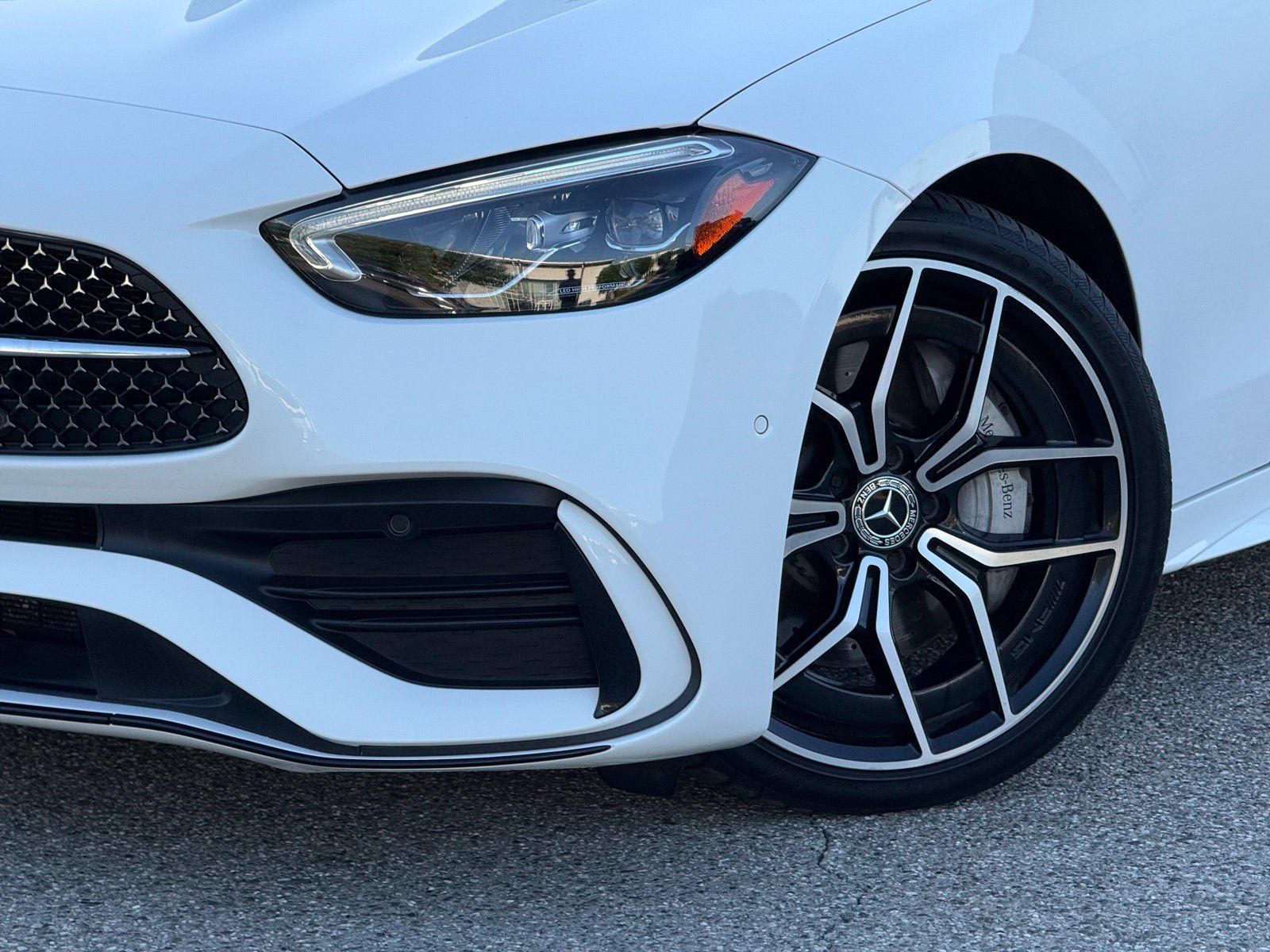 Used 2022 Mercedes-Benz C 300 Sedan image 3