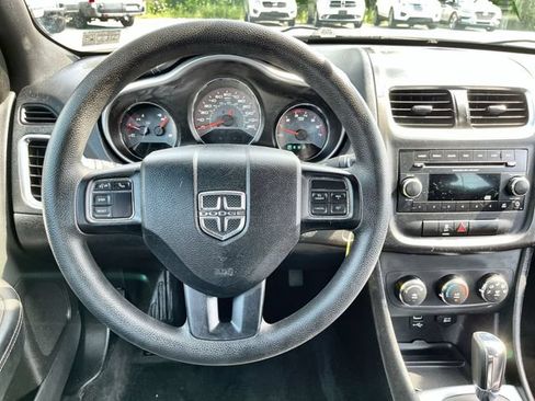 Used 2014 Dodge Avenger SE w/ Rallye Appearance Group FWD image 13