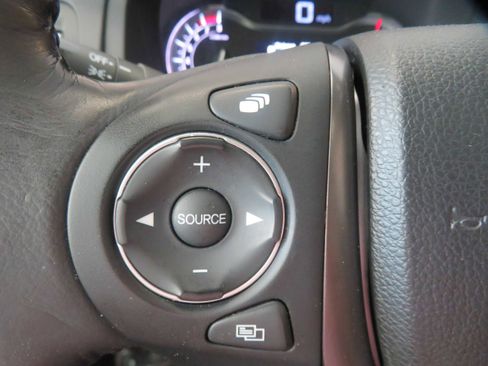 Used 2018 Honda Pilot EX-L image 34