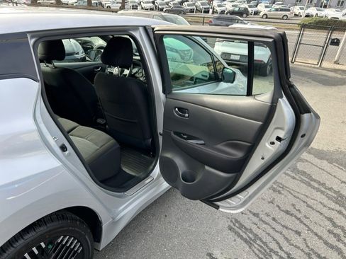 Used 2024 Nissan Leaf SV Plus image 41