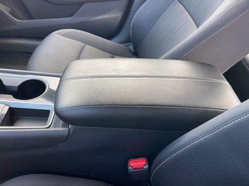 Used 2024 Nissan Altima 2.5 SV image 13