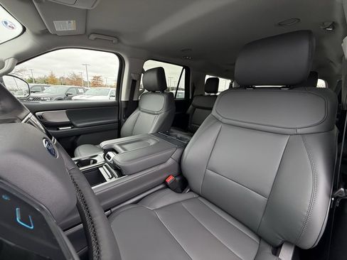 New 2026 Ford Expedition Max Active image 23