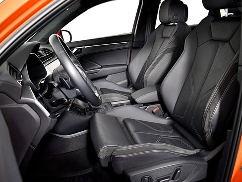 Used 2021 Audi Q3 2.0T Premium Plus w/ Premium Plus Package image 17