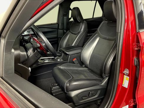 Used 2021 Ford Explorer ST w/ Equipment Group 401A AWD/4WD image 21
