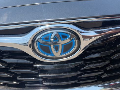 Used 2023 Toyota Highlander Limited AWD/4WD image 23