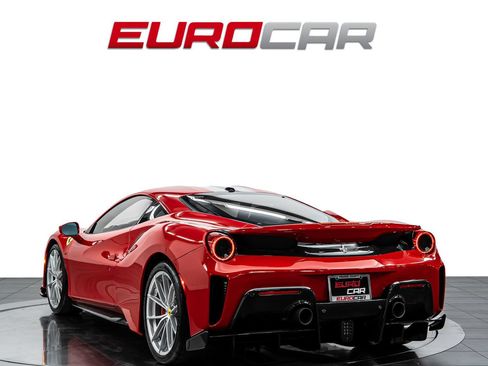 Used 2019 Ferrari 488 Pista Coupe RWD image 3