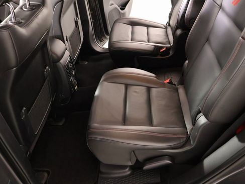 Used 2024 Dodge Durango GT image 13