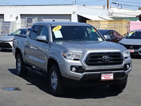 Certified 2020 Toyota Tacoma SR5 RWD image 2