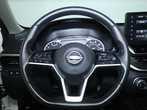 Certified 2023 Nissan Altima 2.5 SV w/ SV Premium Package AWD/4WD image 24