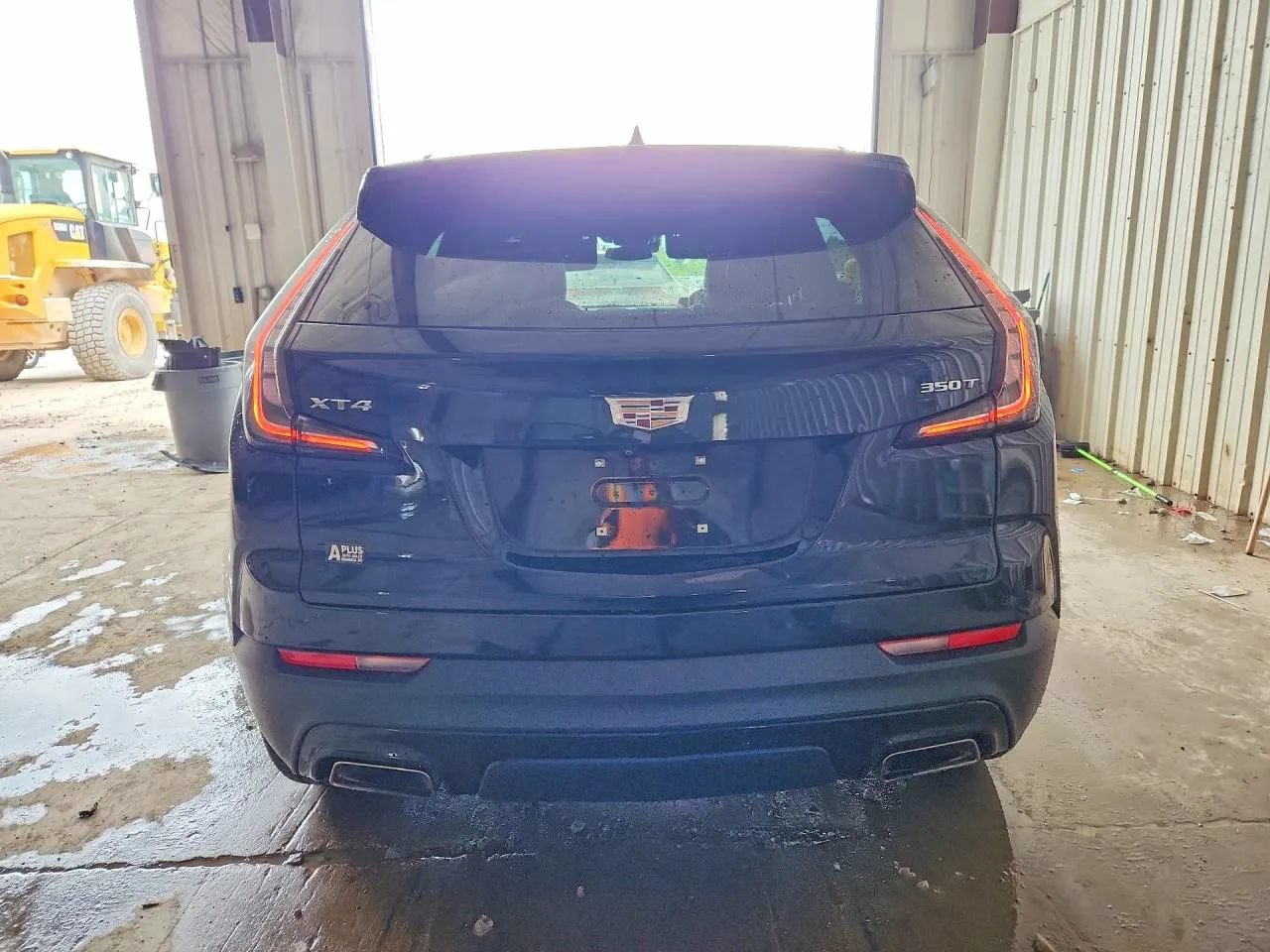 Used 2020 Cadillac XT4 Sport w/ LPO, Midnight Sport Package FWD image 6