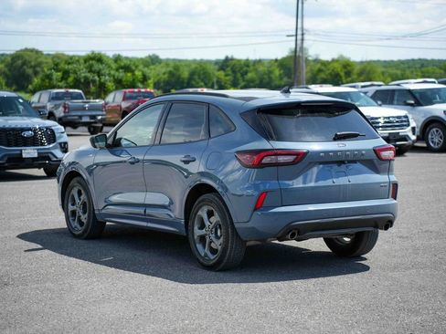 Used 2023 Ford Escape ST-Line w/ Tech Pack #1 AWD/4WD image 7