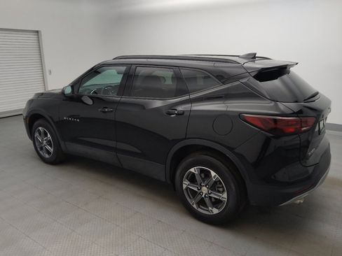 Used 2024 Chevrolet Blazer LT w/ Convenience Package FWD image 3