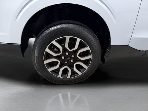 Certified 2024 Ford Maverick Lariat AWD/4WD image 30