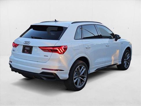 New 2025 Audi Q3 2.0T Premium w/ Convenience Package image 2