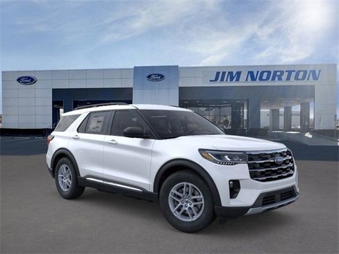 New 2025 Ford Explorer Active w/ Active Comfort Package image 7