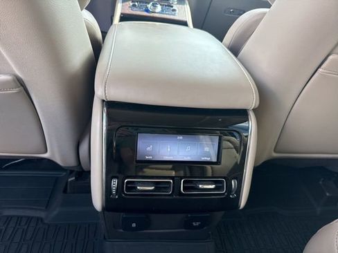 Used 2022 Lincoln Aviator Reserve w/ Equipment Group 201A image 24