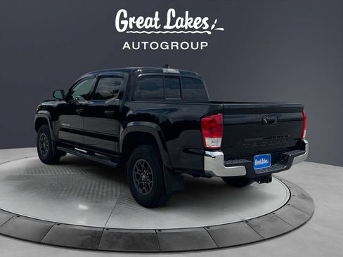 Used 2017 Toyota Tacoma SR5 w/ Tow Package AWD/4WD image 3