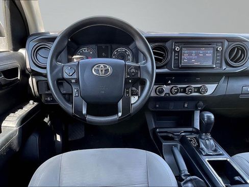 Used 2019 Toyota Tacoma SR w/ SR Convenience Package AWD/4WD image 5