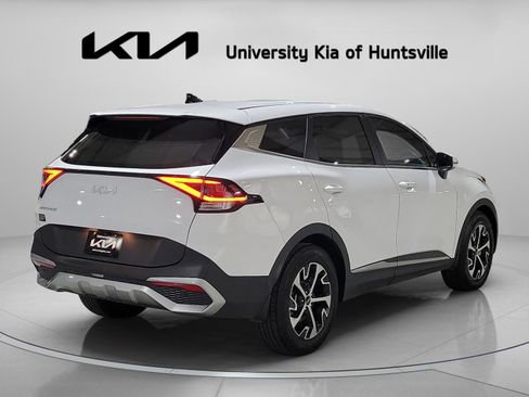 Used 2023 Kia Sportage EX image 7
