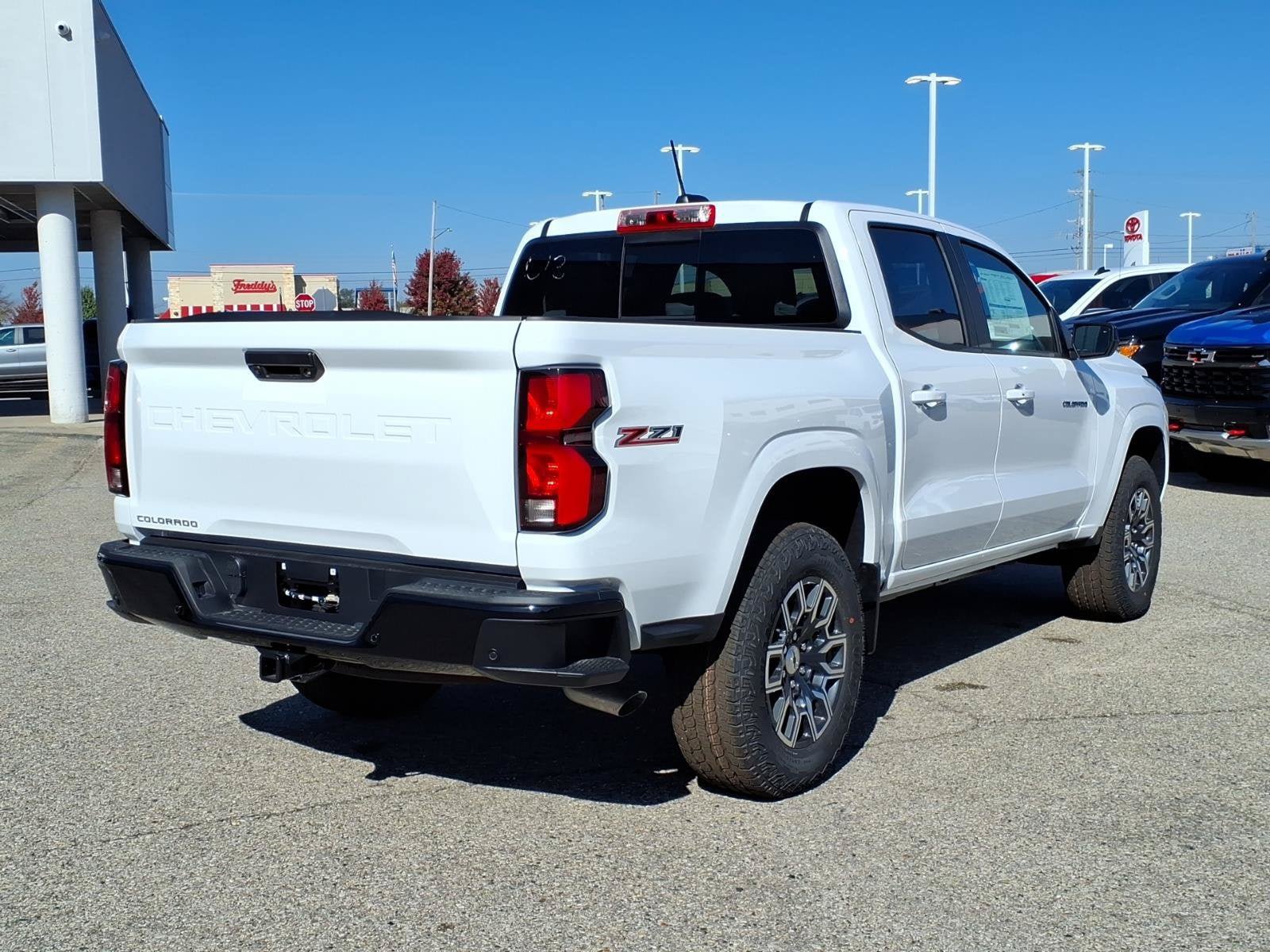 New 2026 Chevrolet Colorado Z71 w/ Z71 Convenience Package 2 AWD/4WD image 15