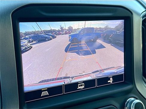 Used 2022 GMC Sierra 2500 SLT image 13