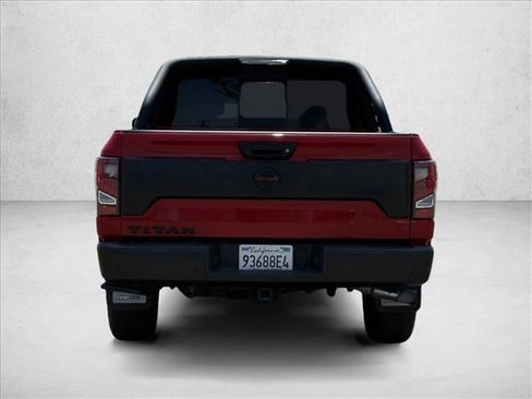 Used 2021 Nissan Titan PRO-4X w/ Pro-4x Convenience Package AWD/4WD image 6