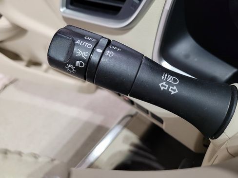 Used 2017 Nissan Murano Platinum image 46