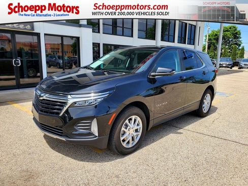 Used 2024 Chevrolet Equinox LT AWD/4WD image 1