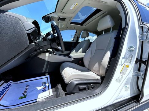 Used 2024 Honda Accord Touring image 10