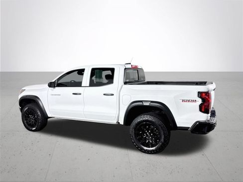 Used 2026 Chevrolet Colorado Trail Boss AWD/4WD image 8
