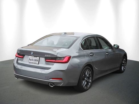 Used 2025 BMW 330i xDrive Sedan image 6