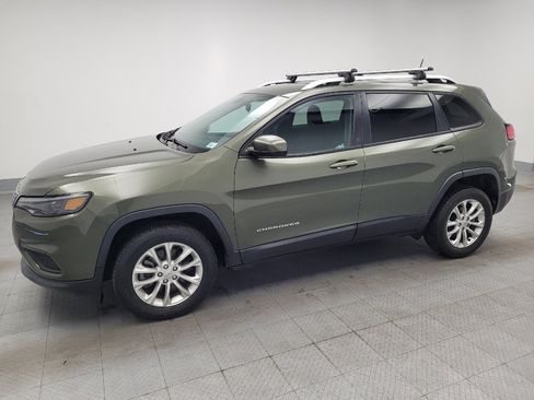 Used 2020 Jeep Cherokee Latitude FWD image 2