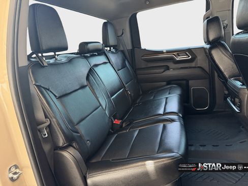 Used 2023 Chevrolet Silverado 1500 LT Trail Boss AWD/4WD image 24