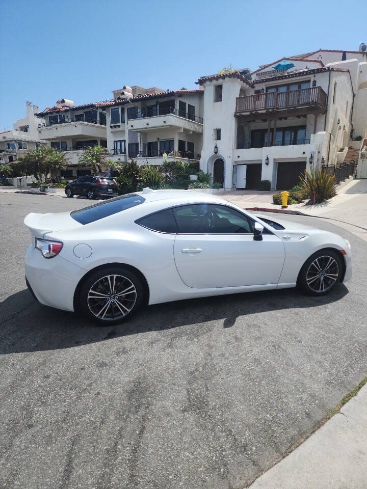 Used 2015 Scion FR-S RWD image 4