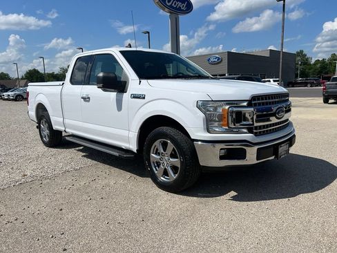 Used 2019 Ford F150 XLT w/ Equipment Group 302A Luxury RWD image 2