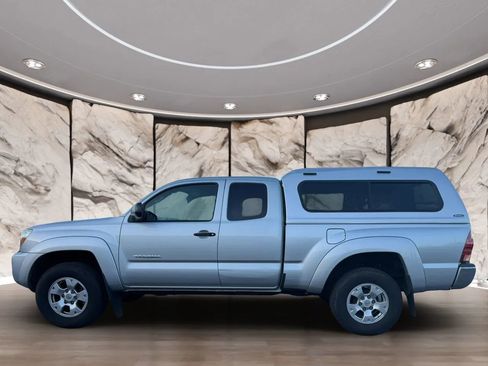 Used 2008 Toyota Tacoma PreRunner RWD image 4