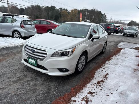Used 2017 Subaru Legacy 2.5i Premium image 4