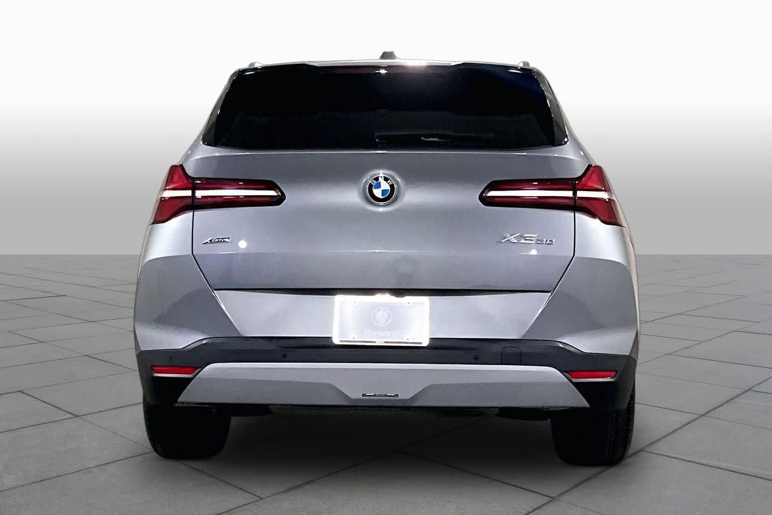 Used 2026 BMW X3 xDrive30i w/ Convenience Package AWD/4WD image 4