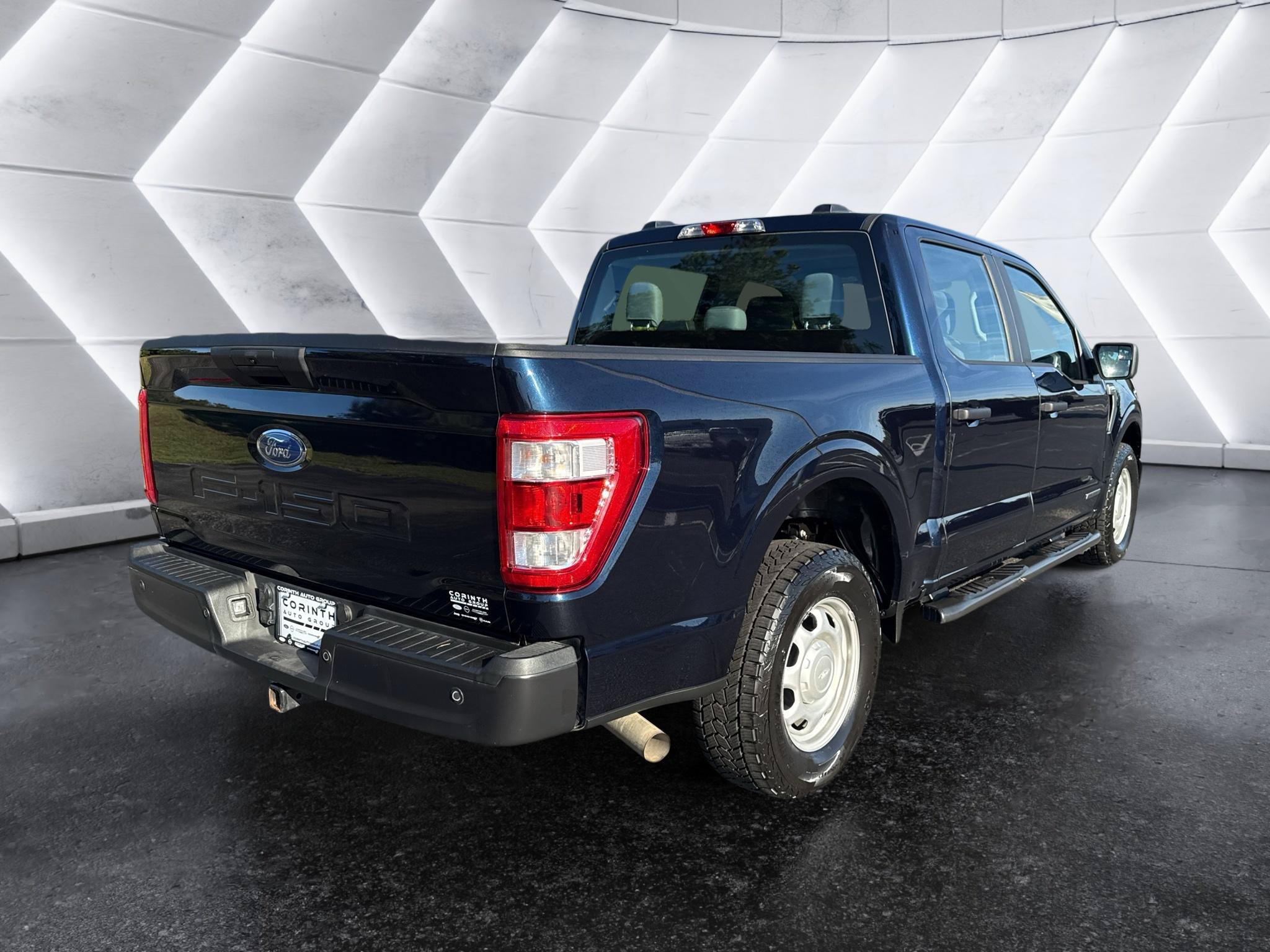 Used 2022 Ford F150 XL w/ Equipment Group 101A High RWD image 8