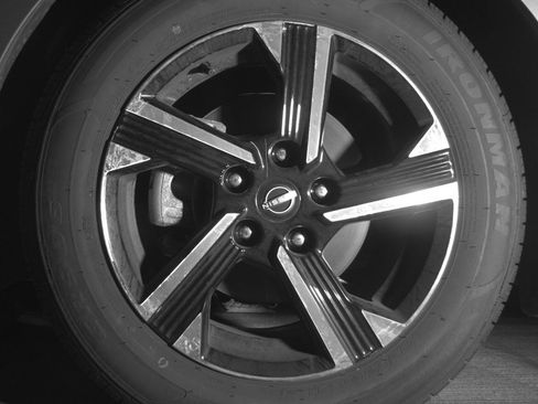 Used 2025 Nissan Sentra SV FWD image 9