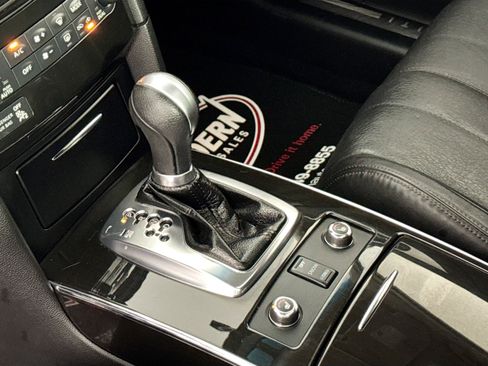 Used 2017 INFINITI QX70 AWD image 31