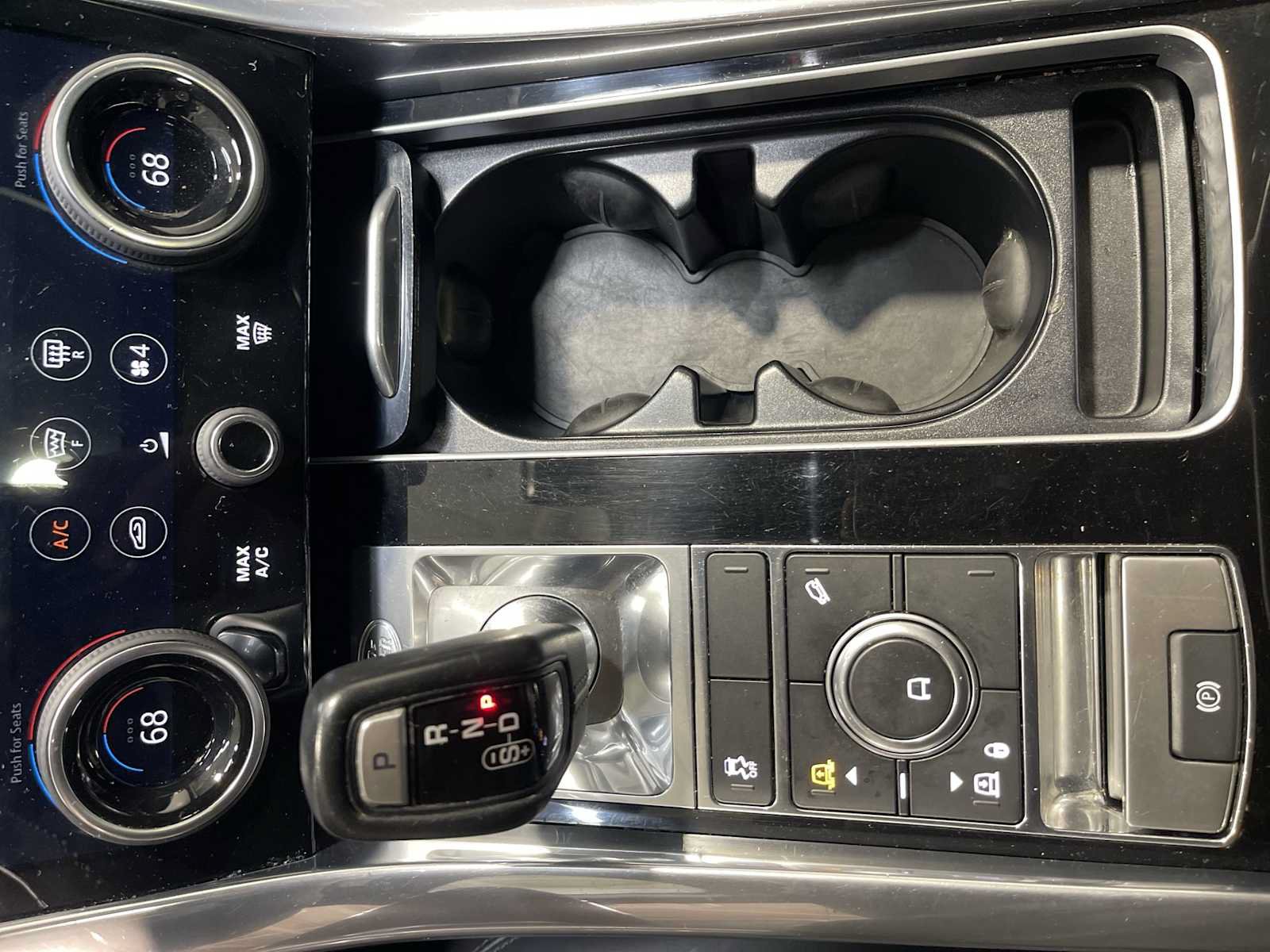 Used 2019 Land Rover Range Rover Sport HSE AWD/4WD image 17