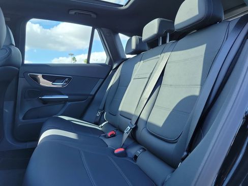 New 2026 Mercedes-Benz GLC 300 image 10