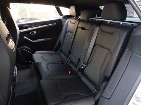 Used 2023 Lamborghini Urus S AWD/4WD image 6